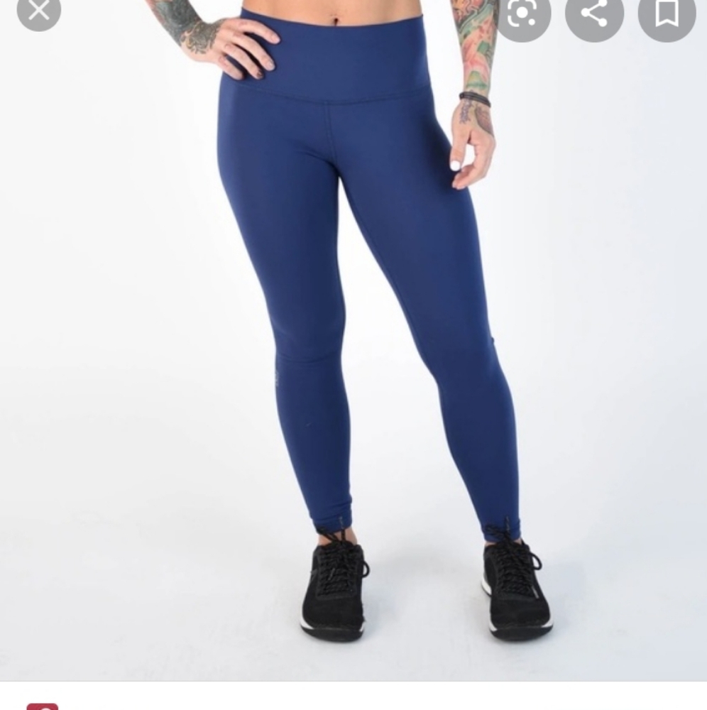 Fleo el Toro Romey Navy 7/8 leggings